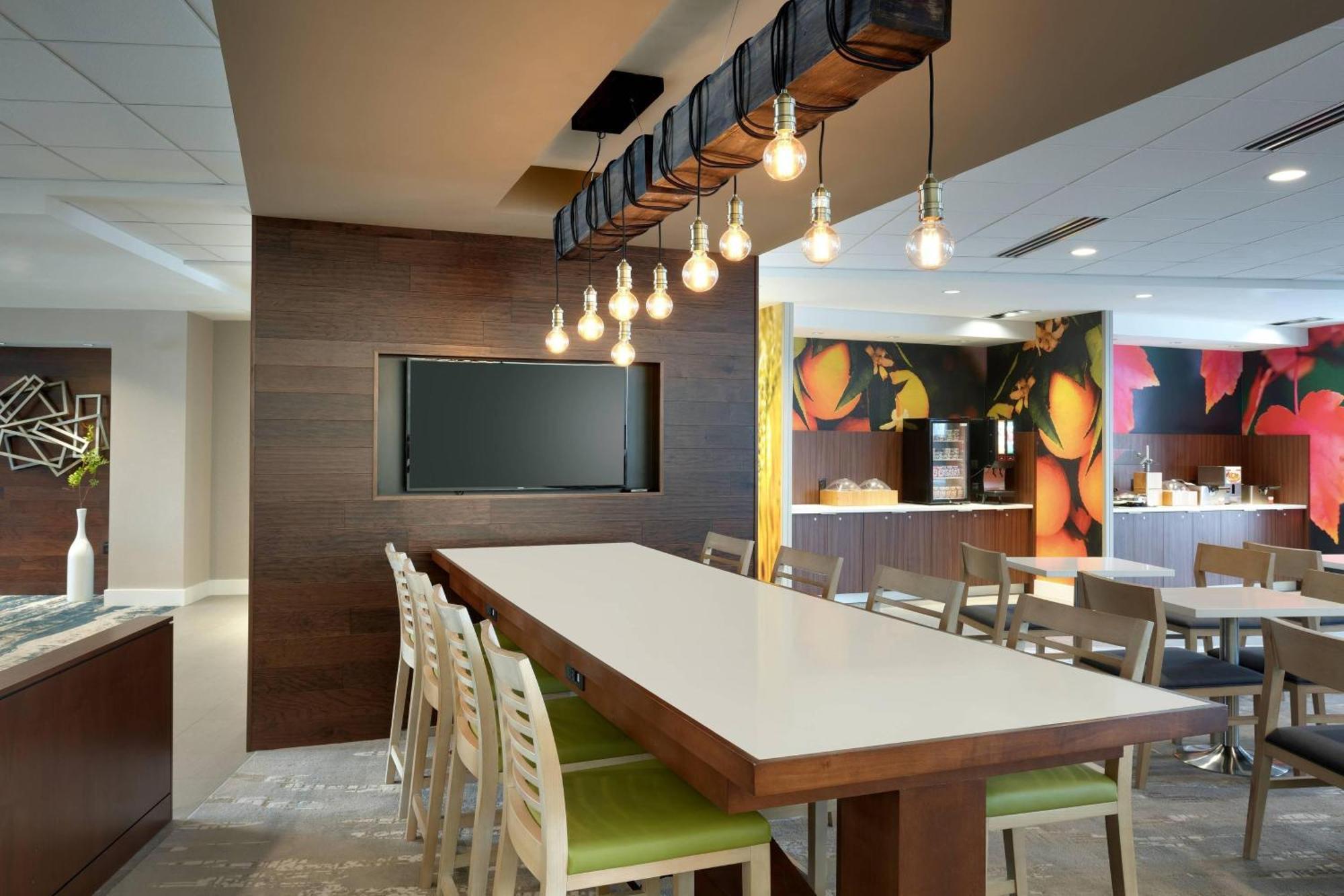 Fairfield Inn & Suites By Marriott Springfield North מראה חיצוני תמונה