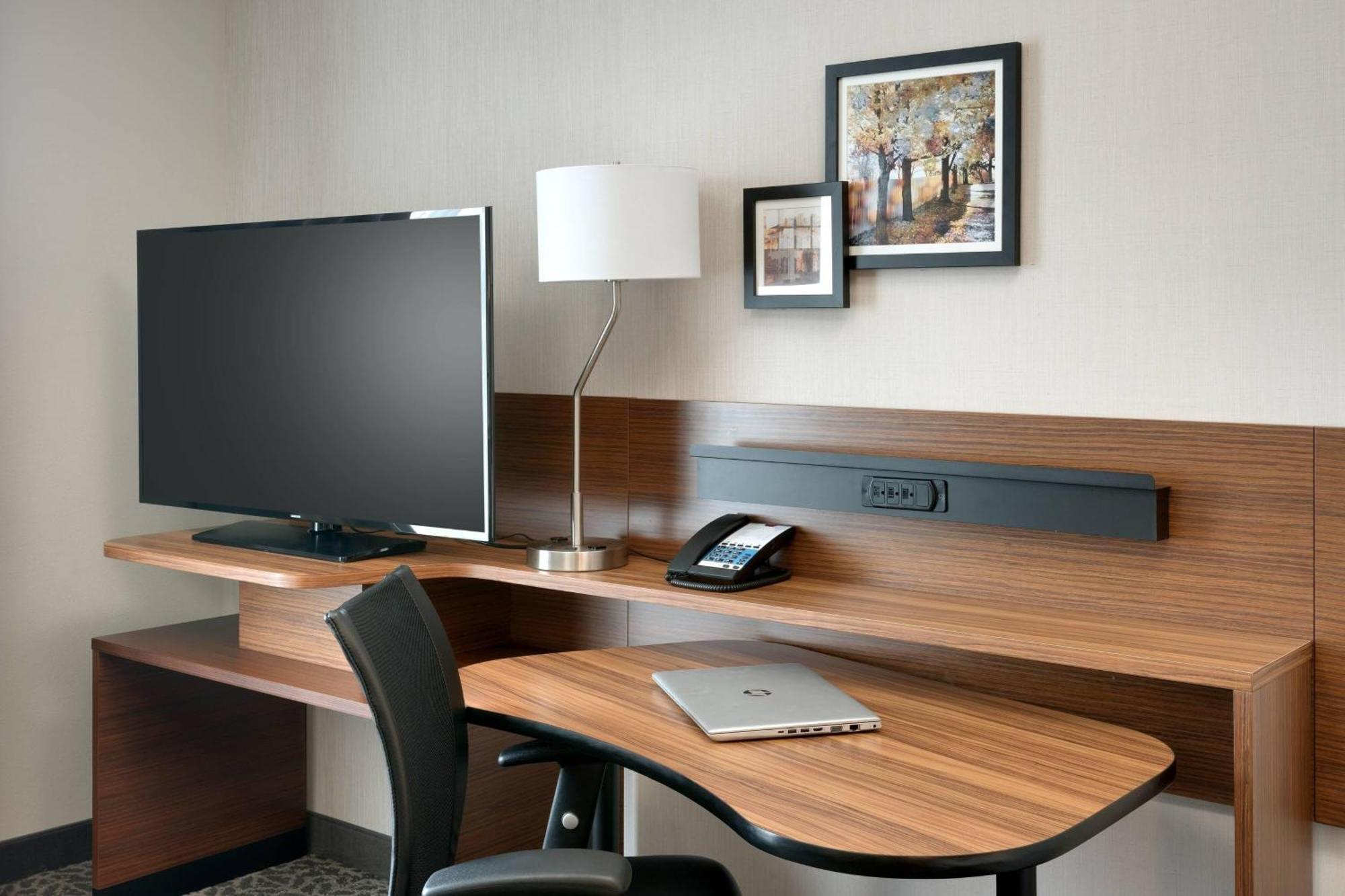 Fairfield Inn & Suites By Marriott Springfield North מראה חיצוני תמונה