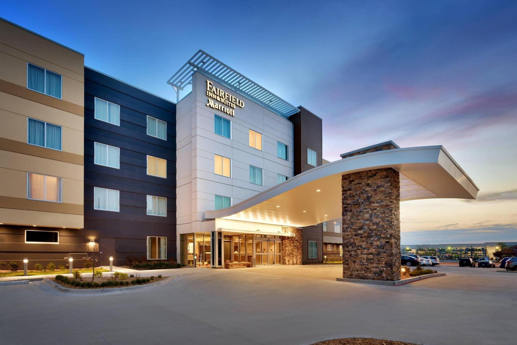 Fairfield Inn & Suites By Marriott Springfield North מראה חיצוני תמונה