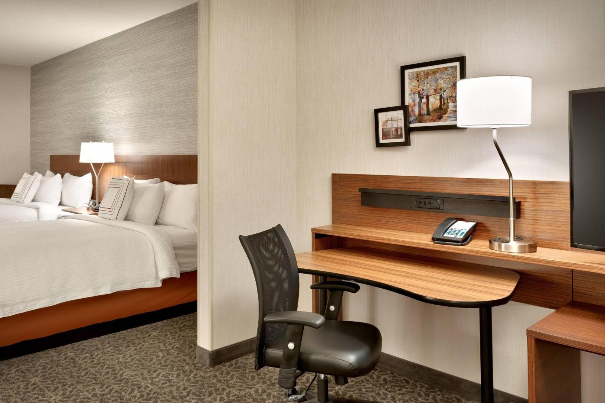 Fairfield Inn & Suites By Marriott Springfield North מראה חיצוני תמונה
